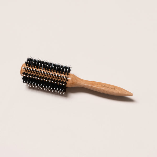NATULIQUE Professional Wood Round Brush with high-quality bristles for effortless styling and smooth hair.
